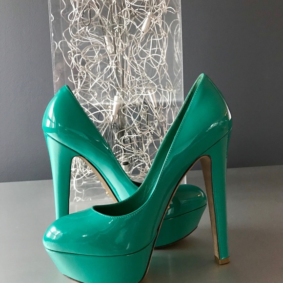 Sergio Rossi turquoise patent leather pumps - Picture 2 of 7